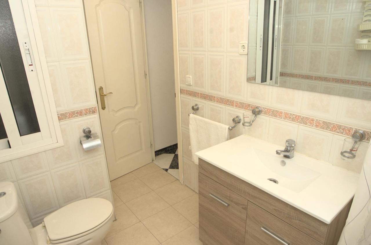 Habitación en el corazón del centro de Málaga Exterior foto
