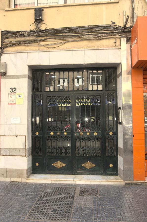 Habitación en el corazón del centro de Málaga Exterior foto