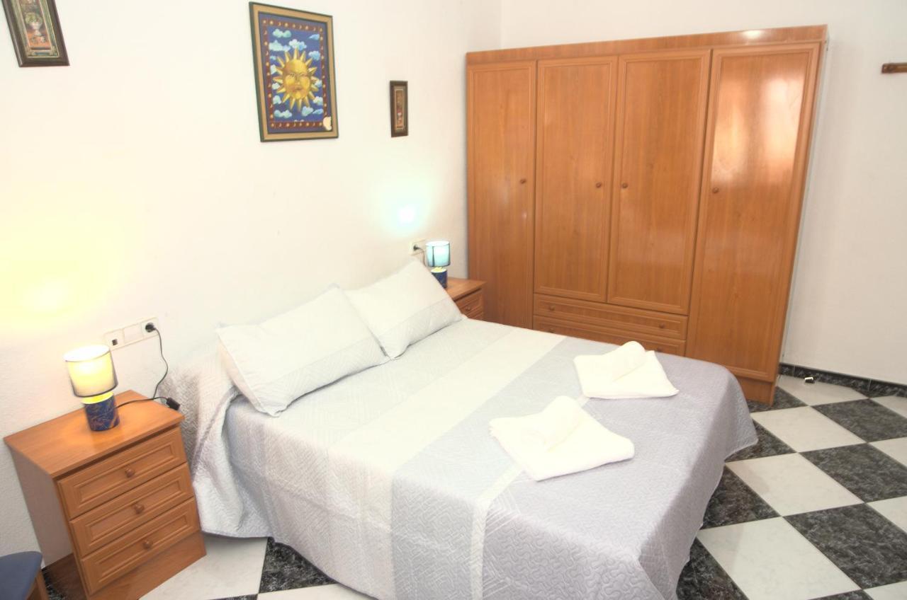 Habitación en el corazón del centro de Málaga Exterior foto