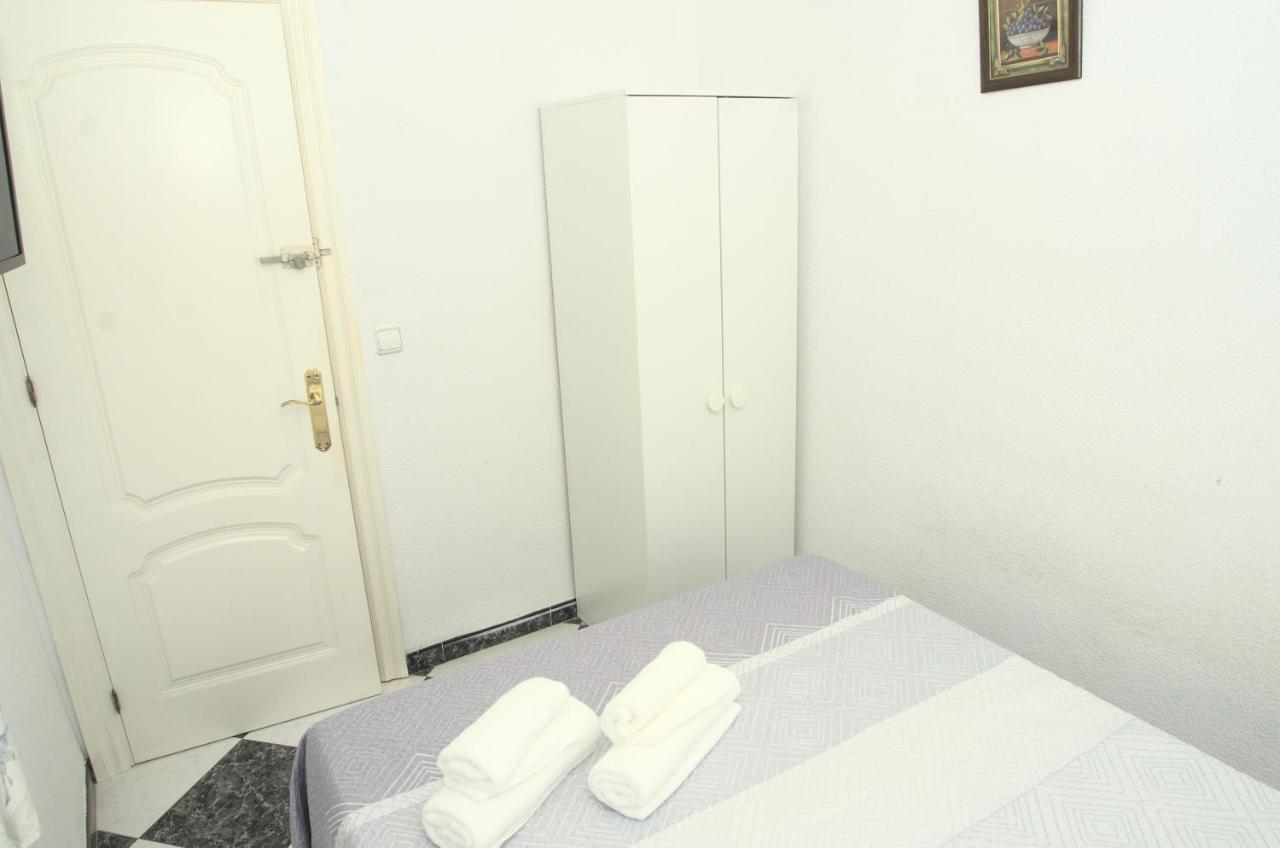 Habitación en el corazón del centro de Málaga Exterior foto